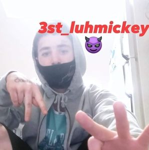 Meet your Posher, Mickey